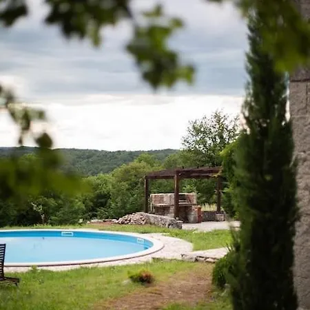 Millefoglie, A Century-old Stone House Nestled In A Nature Park Lupoglav (Istria)