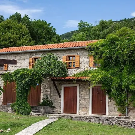 Villa Millefoglie, A Century-old Stone House Nestled In A Nature Park *