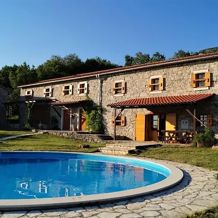 Villa Millefoglie, A Century-old Stone House Nestled In A Nature Park