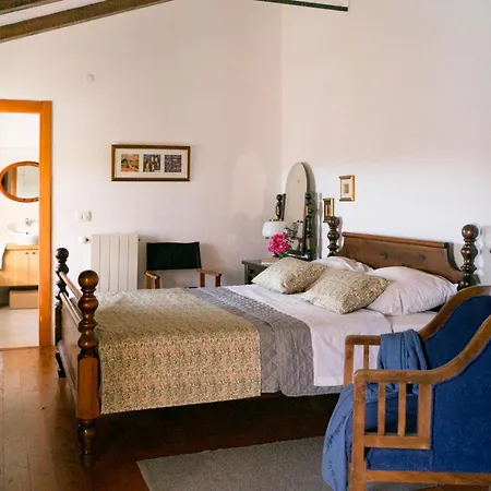 Millefoglie, A Century-old Stone House Nestled In A Nature Park Villa *