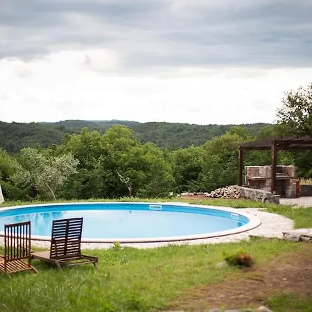 Villa Millefoglie, A Century-old Stone House Nestled In A Nature Park *