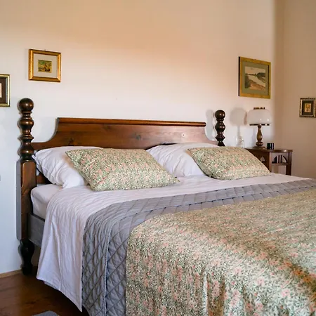 Millefoglie, A Century-old Stone House Nestled In A Nature Park *