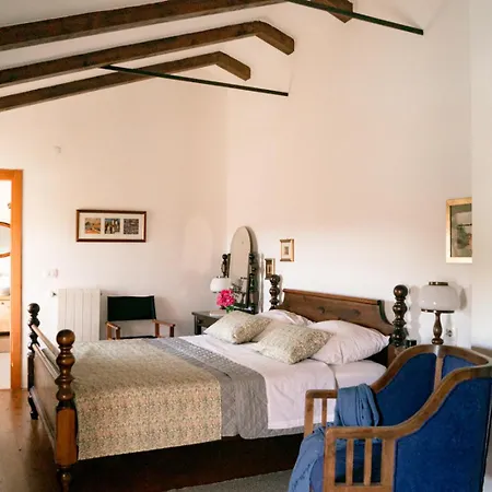 Millefoglie, A Century-old Stone House Nestled In A Nature Park